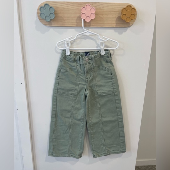 GAP Other - GAP Kids Casual Olive Green Wide Leg Pants